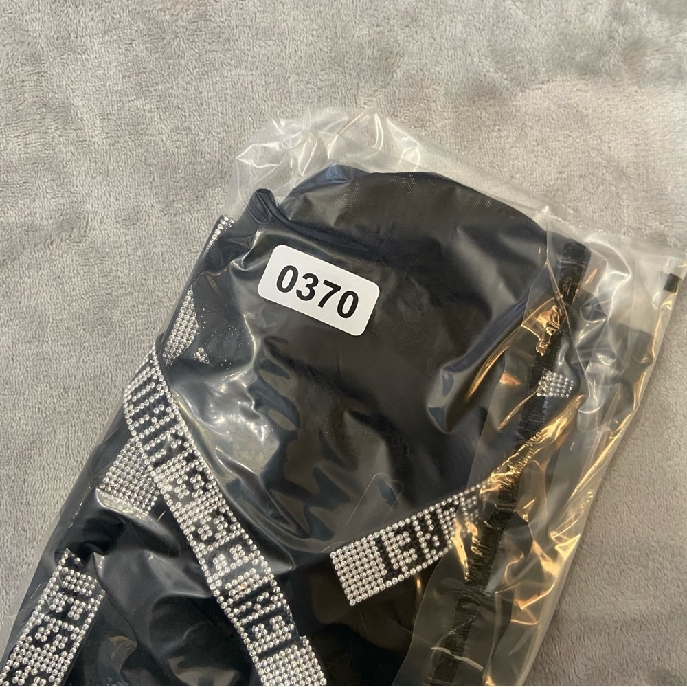 New! Victoria’s Secret Shine Strap Unlined Demi Bra & Garter Belt Set 10370 - Picture 7 of 7